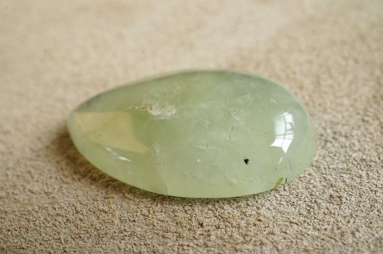 プレナイト(Prehnite)