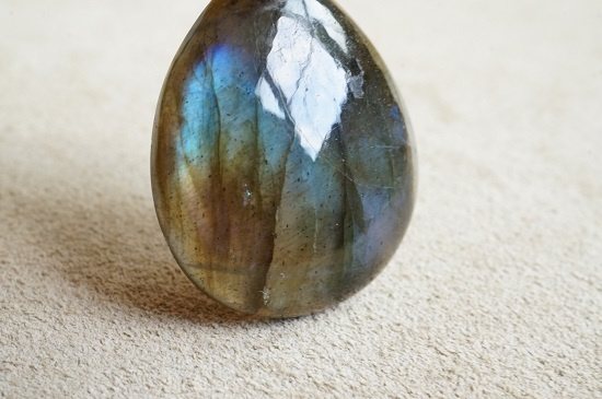 ラブラドライト(Labradorite)